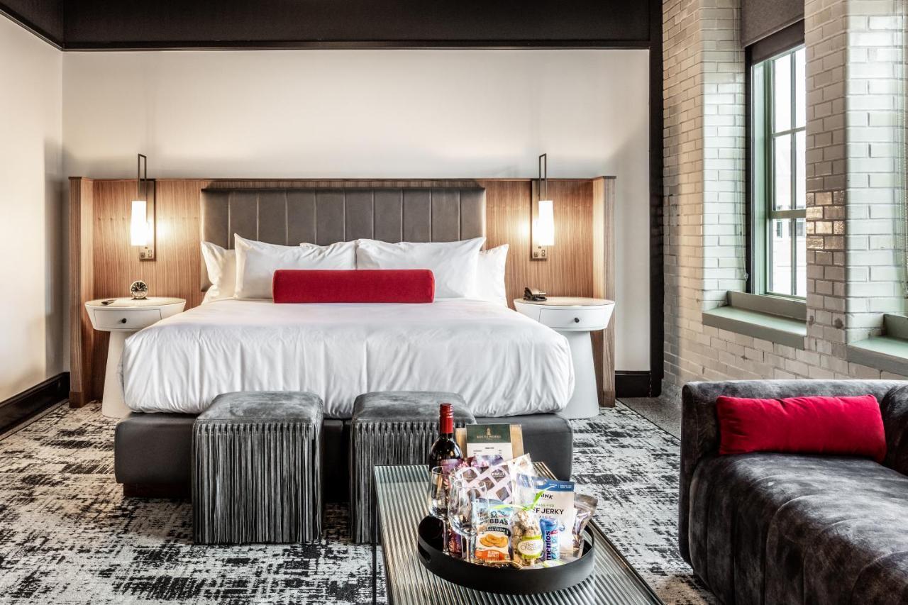 Bottleworks Hotel 인디애나폴리스 외부 사진