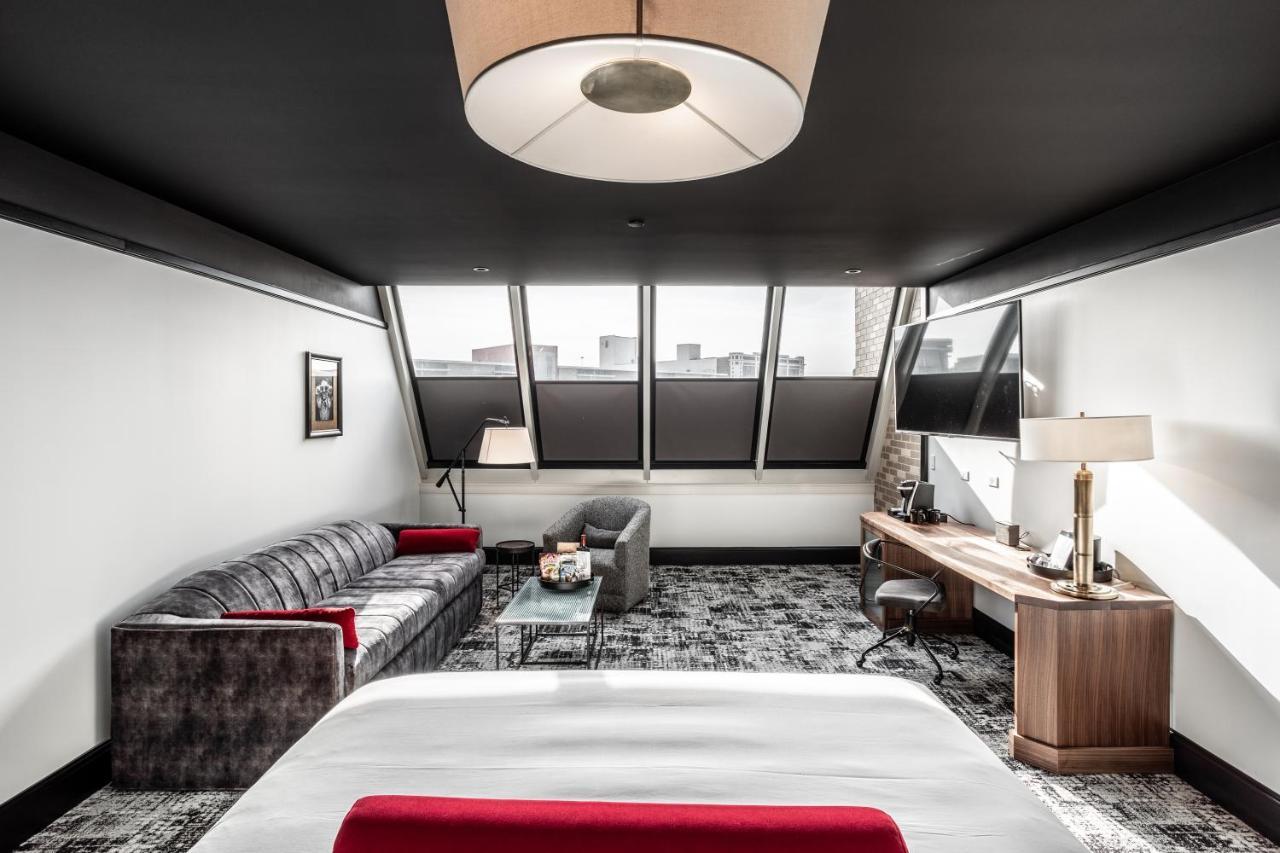 Bottleworks Hotel 인디애나폴리스 외부 사진