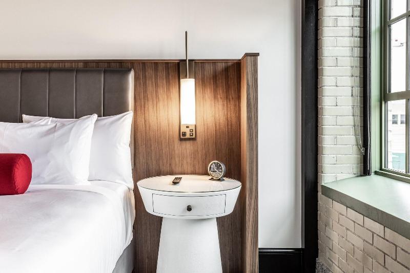 Bottleworks Hotel 인디애나폴리스 외부 사진